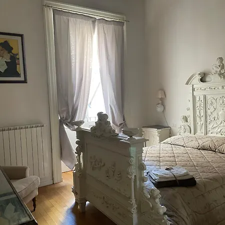 Palazzo Siena De Facendis 4*