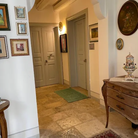 Bed & Breakfast Palazzo Siena De Facendis 2*