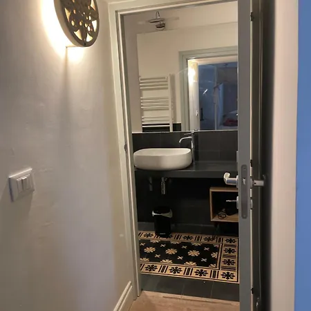 Palazzo Siena De Facendis 住宿加早餐酒店