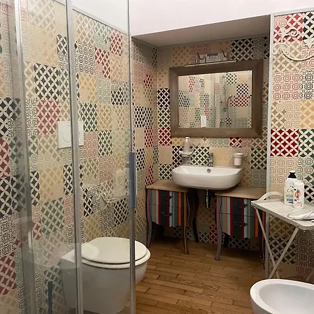 Palazzo Siena De Facendis 比通托