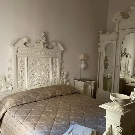 Palazzo Siena De Facendis 4* Bitonto