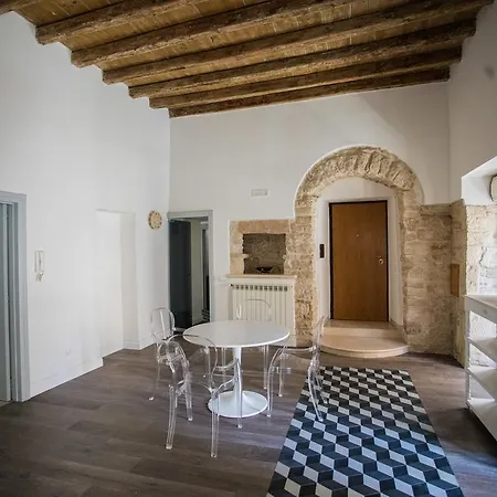 Palazzo Siena De Facendis Bed & Breakfast 2*